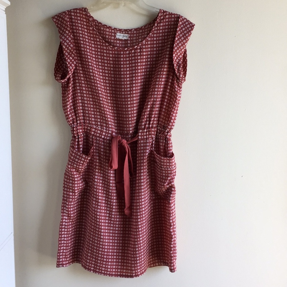 Maison Jules size M 100% polyester dress unlined